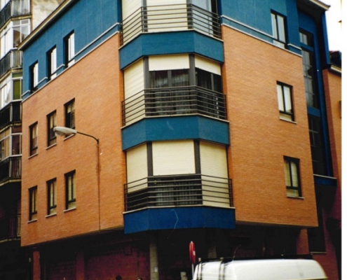 Calle Industrias - 11 viviendas (año 1993)